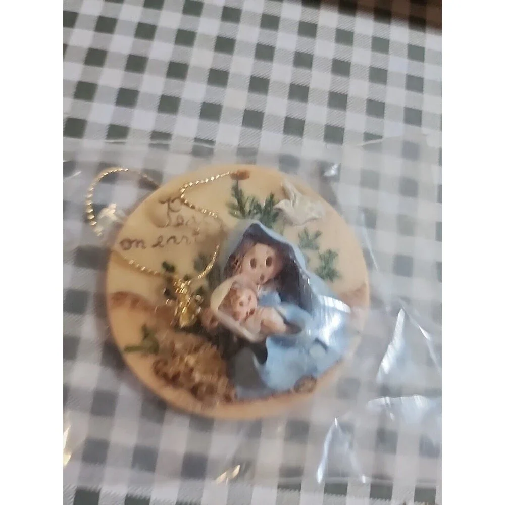 Vintage 1989 La Berge Pottery Resin Christmas Ornaments Lot of 3
